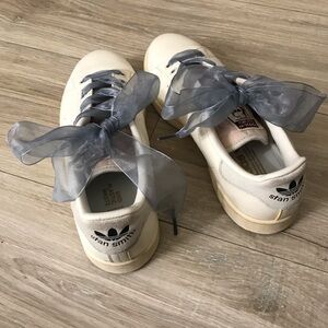 Stan Smiths White Vegan Leather Sneakers